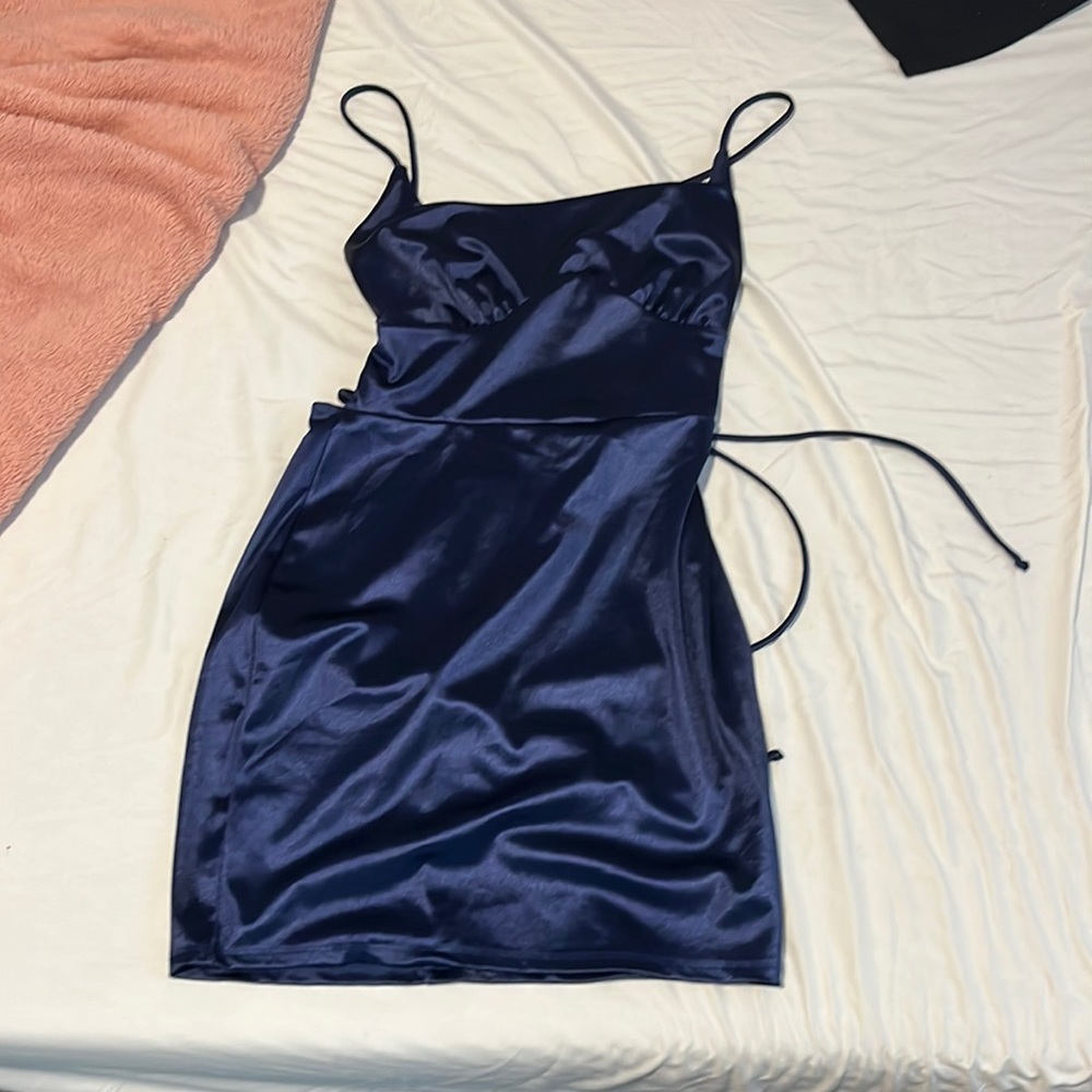 Navy blue backless homecoming dress - Picture 3 of 3